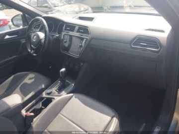 Volkswagen Tiguan II 2020 Volkswagen Tiguan 2020 r., 2,0L R-LINE BLACK 2.0 Benzyna 184KM, zdjęcie 8