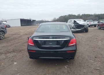 Mercedes Klasa E W213 Limuzyna AMG 3.0 53 AMG 435KM 2019 Mercedes-Benz Klasa E MERCEDES-BENZ AMG E 53 4MATIC 3.0 Benzyna 435KM, zdjęcie 3