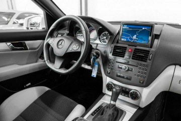 Mercedes Klasa C W204 Limuzyna AMG 63 AMG 457KM 2009 Mercedes C 63 AMG Stan Idealny. Bezwypadkowy. ASO., zdjęcie 35