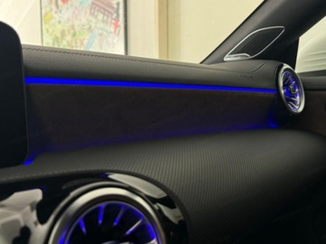 Mercedes CLA C118/X118 Shooting Brake Facelifting 1.3 200 163KM 2025 CLA 200 AMG Line Shooting Brake 1.3 (163KM) 2025, zdjęcie 9