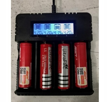 ЖК ЗАРЯДНОЕ УСТРОЙСТВО для 4х 18650, 26650 и других 3,7-4,2В