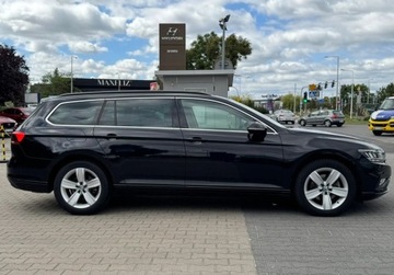 Volkswagen Passat B8 Variant Facelifting 2.0 TSI 190KM 2019 Volkswagen Passat 2.0 DSG 190KM Salon Polska Serwisy ASO FV23 2.0 Benzyna, zdjęcie 28