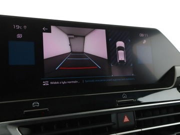 Citroen C4 III SUV 1.2 PureTech 130KM 2022 Citroen C4 automat skóra head-up navi kamera, zdjęcie 23