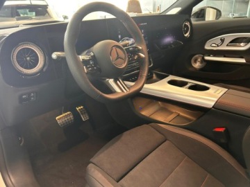 Mercedes CLA C118/X118 2025 MERCEDES-BENZ CLA 200 AMG Line Sedan 1.5 (163KM) 2025, zdjęcie 6