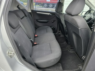 Mercedes Klasa A W169 Limuzyna 2.0 180 CDI 109KM 2011 Mercedes A 180 2.0CDi 109KM 2011 Klimatyzacja, zdjęcie 12
