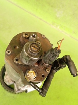 ČERPADLO VSTŘIKOVAČE KIA CARNIVAL I FL 2.9 CRDI 04R 33100-4X700