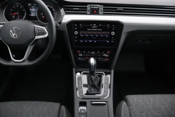 Volkswagen Passat B8 Variant Facelifting 1.5 TSI EVO 150KM 2023 VW Passat 1.5 TSI, Salon Polska, 1. Właściciel, zdjęcie 11
