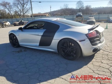 Audi R8 I Coupe 5.2 V10 FSI 525KM 2012 Audi R8 Coupe _Quattro_V10_5.2 L_525 km_2012r 5.2 Benzyna 525KM, zdjęcie 3