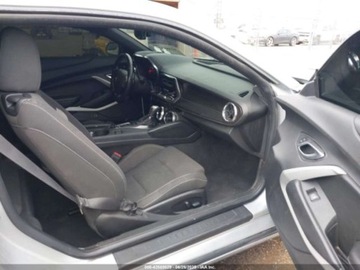 Chevrolet Camaro VI Coupe 6.2 455KM 2018 Chevrolet Camaro 1SS 2018 6.2l 6.2 Benzyna 455KM, zdjęcie 9