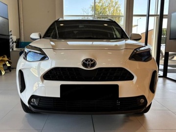 Toyota 2025 Od ręki - Style 1.5 Hybrid 116KM | Podgrzewane fotele!, zdjęcie 1