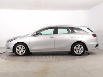 Kia Ceed III Kombi Facelifting 1.5 T-GDI 160KM 2022 Kia Ceed 1.5 T-GDI MHEV, Salon Polska, Serwis ASO, zdjęcie 2