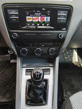 Skoda Octavia III Kombi 1.6 TDI CR DPF 110KM 2015 Škoda Octavia Skoda Octavia Salon RP., zdjęcie 17