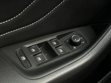 Volkswagen Arteon Fastback Facelifting 2.0 TSI 190KM 2021 Volkswagen Arteon R-Line | Harman Kardon | Kamera, zdjęcie 11