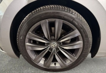 Volkswagen Arteon Fastback 2.0 TDI 150KM 2019 Volkswagen Arteon VAT 23 Essence 2.0TDI 150KM DSG 2019 r., salon PL, serwi, zdjęcie 1