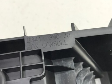 HONDA HR-V III 2023 LOKETNÍ OPĚRKA TUNELU STŘEDNÍHO ŘIDIČE 83411-3M0-J0