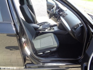 BMW Seria 1 E81/E87 Hatchback 5d E87 2.0 118d 143KM 2009 BMW Seria 1 2.0 143PS Bezwypadkowy Ksiazka Top Stan Gwarancja 2.0 Diesel, zdjęcie 12