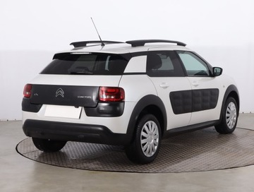 Citroen C4 Cactus Crossover 1.2 PureTech 82KM 2017 Citroen C4 Cactus 1.2 PureTech, Salon Polska, zdjęcie 4