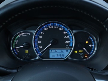 Toyota Yaris III Hatchback 5d Facelifting Hybrid 100KM 2015 Toyota Yaris 1.5 Hybrid, 1. Właściciel, zdjęcie 10