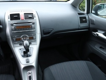 Toyota Auris I 2010 Toyota Auris 1.6 Valvematic, Automat, Klima, zdjęcie 7