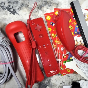 NINTENDO WII, 25-ЛЕТНЕЕ ЮБИЛЕЙНОЕ ИЗДАНИЕ MARIO, красная консоль, состояние, КОРОБКА 8/10