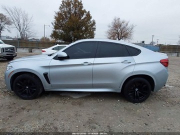 BMW Seria 6 F06-F12-F13 2015 BMW X6M 2015 4.4 Benzyna 567KM, zdjęcie 2