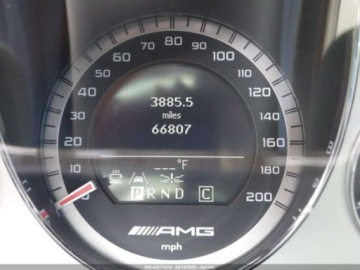 Mercedes Klasa E W212 2010 Mercedes-Benz Klasa E 63 AMG 2010 6.3l 6.3 Benzyna 518KM, zdjęcie 11