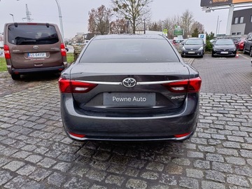 Toyota Avensis III Sedan Facelifting 2015 1.8 Valvematic 147KM 2018 Toyota Avensis 1.8 Premium EU5 III (2009-), zdjęcie 13