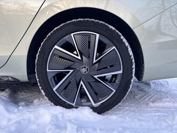 Skoda Superb IV Kombi 2.0 TSI 204KM 2025 Skoda Superb 2.0 TSI 204KM DSG Sportline, FV23% AS, zdjęcie 17