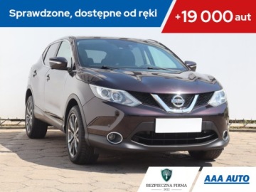 Nissan Qashqai II Crossover 1.2 DIG-T 115KM 2014 Nissan Qashqai 1.2 DIG-T, Navi, Klima