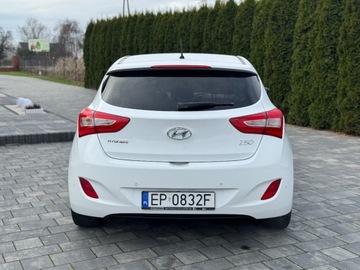 Hyundai i30 II 2016 Hyundai i30 1.4 Benz Bogate wyposazenie 1.4 Benzyna 102KM, zdjęcie 7