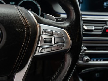 BMW Seria 7 G11-G12 Sedan 740d 320KM 2017 Od ręki - 740d xDrive Sedan 3.0 320KM 2017, zdjęcie 17