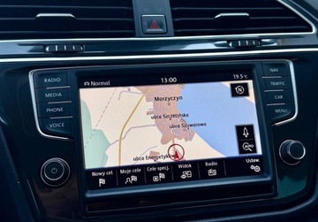 Volkswagen Tiguan II SUV 2.0 TDI 150KM 2017 Volkswagen Tiguan 2.0 TDI 4x4 4motion keylessgo el. klapa SOUND temp ACC L, zdjęcie 24