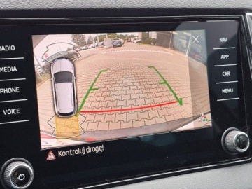 Skoda Karoq Crossover Facelifting 2.0 TDI SCR 115KM 2023 Skoda Karoq KameraACCGniazdo 230V Znaki Virtual Navi el.klapa 2.0 Diesel, zdjęcie 20