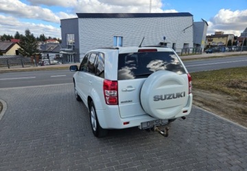 Suzuki Grand Vitara II SUV 5d Facelifting 1.9 DDiS 129KM 2012 Suzuki Grand Vitara LIFT 1.9Diesel 130KM 4x4 Biala Perla 5-Drzwi Navi 1.9, zdjęcie 3