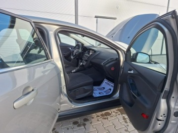 Ford Focus III Kombi Facelifting 1.5 EcoBoost 182KM 2016 Ford Focus Automat,Ksenoe Led,ASO FORD, zdjęcie 27
