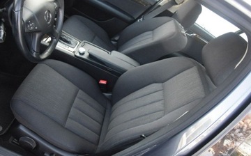 Mercedes Klasa C W204 Limuzyna 1.8 180 K 156KM 2009 Mercedes-Benz Klasa C 1.6B Kompresor Navi Oryginal Lakier 2 Kpl Kol Sprowa, zdjęcie 24