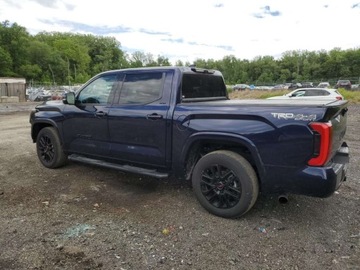 Toyota Tundra II 2022 Toyota Tundra Crewmax Sr 2022 3.4l 3.4 Benzyna 348KM, zdjęcie 1