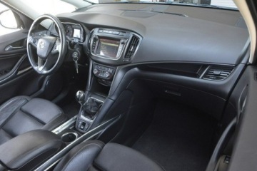 Opel Zafira C Tourer Facelifting 1.6 CDTI 120KM 2017 Opel Zafira 1.6 CDTI nawi kamera hak 7 osobowy, zdjęcie 17