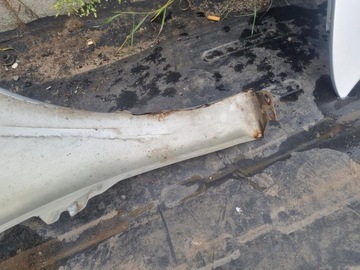 BLATNÍK LEVÝ PŘEDNÍ VW JETTA GOLF V KOMBI HB LA7W