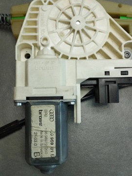 AUDI Q7 4L MECHANIZMUS OKNO LEVÝ ZADNÍ