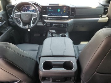 Chevrolet Silverado II 2024 Chevrolet Silverado K1500 LT Trail Boss 2024 3.0l 3.0 Diesel 305KM, zdjęcie 8