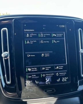 Volvo XC40 2021 Volvo XC 40 Volvo XC 40 T5 AWD Momentum 2.0 Benzyna 247KM, zdjęcie 15