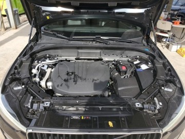 Volvo XC60 II 2022 Volvo XC 60 2022, 2.0l, FWD, niski przebieg 2.0 Benzyna 247KM, zdjęcie 6
