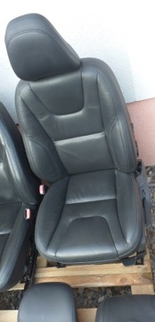 VOLVO S60 II 10 лет - Кожаный диван, сиденья с электроприводом и подогревом