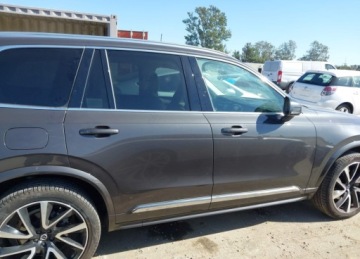 Volvo XC90 II 2023 Volvo XC 90 2023r., B6 Plus 6-seater, 2.0L, od ubezpieczalni 2.0 Benzyna, zdjęcie 7