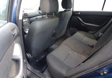 Toyota Avensis II Sedan 1.8 VVT-i 129KM 2004 Toyota Avensis 1.8ben,klima,zarejestrowana 1.8 Benzyna 129KM, zdjęcie 5