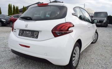 Peugeot 208 I Hatchback 5d Facelifting 1.6 BlueHDi 75KM 2018 Peugeot 208 Peugeot 208 1.6 BlueHDI Tablet, Klima 1.6 Diesel 75KM, zdjęcie 1