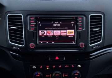 Volkswagen Sharan II Van Facelifting 1.4 TSI 150KM 2022 Volkswagen Sharan 1.4TSI 150KM DSG Highline Bixenon CarPlay FV23 SAlon PL, zdjęcie 19