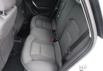 Audi A1 I Hatchback 3d 1.4 TFSI 122KM 2012 Audi A1 Sportback 1.4TSI 122KM Bezwypadkowy Oplcony Super Stan 1.4, zdjęcie 14