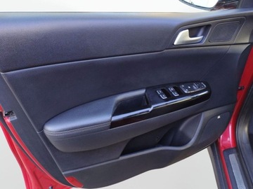 Kia Sportage IV SUV 1.7 CRDi 115KM 2017 Kia Sportage Bogata wersjaZadbany KameraNawigacjaGrzane fotele przodtyl, zdjęcie 9